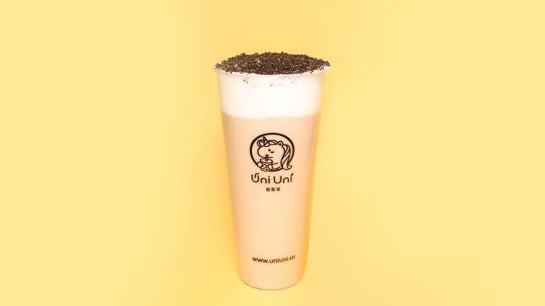Handcraft Garden Milk Tea with Oreo Cheese Foam